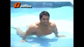Rafael Cardoso desnudo muestra la pinga
