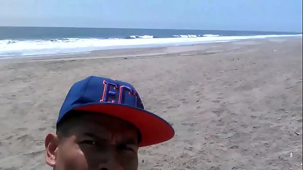 CACHANDO EN LA PLAYA