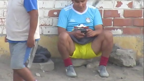 Spy yellow bulge (peru)