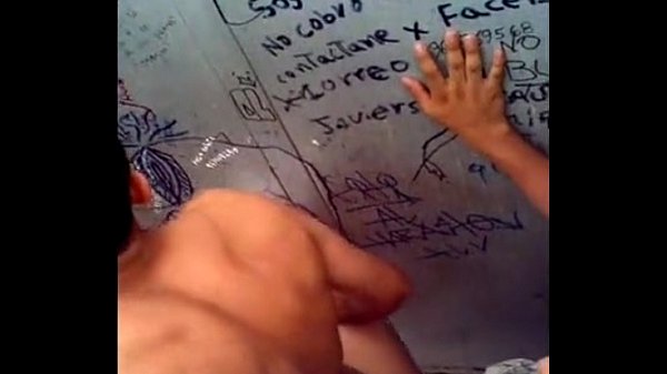 RICO SEXO EN EL BAÑO DE PERU