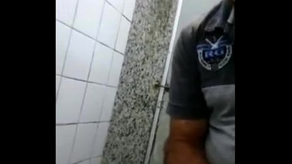 Sexo Oral com Maduro