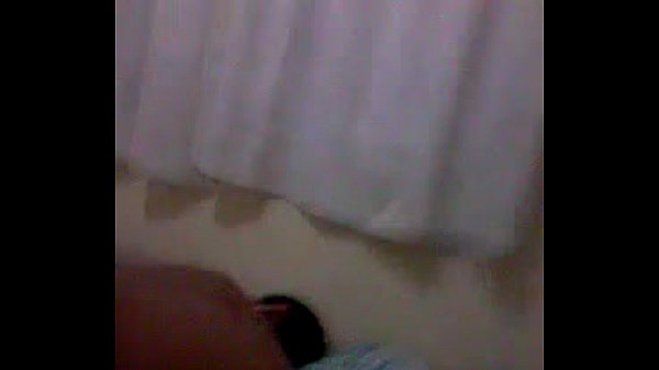 Cachando a pasivo en su cuarto 2