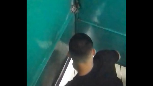 GRAN VERGA RASURADA DE MACHO HETERO PERUANO !!!! LLEGUE TARDE A SU MASTURBACION !!!1