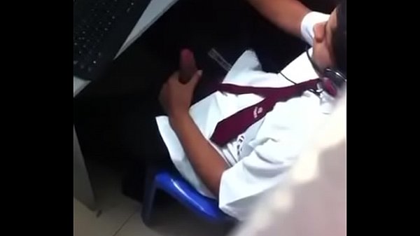 Pajero espiado en cabinas de internet