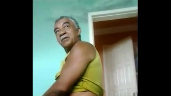 CHUPANDO COROA