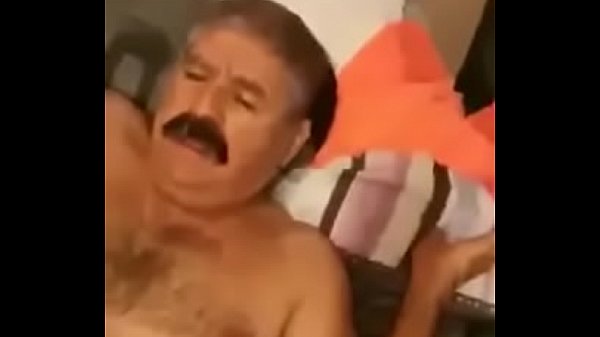 Culiando a Mi Abuelo