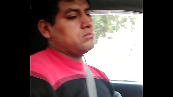 otro rico taxista con buen paquete