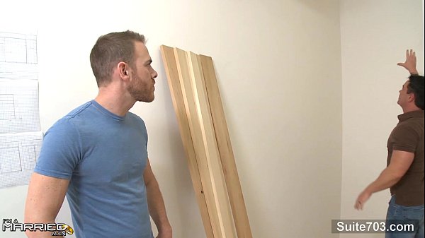 Tattooed married guy fucking a gay’s prick