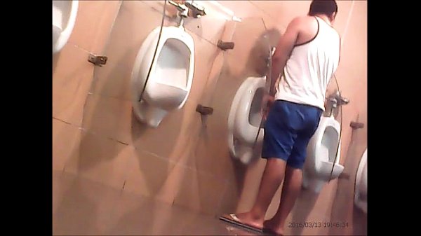 Paja gay en baño Trujillo – 3