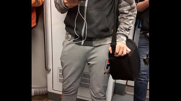 Viajando en el metro de lima peru