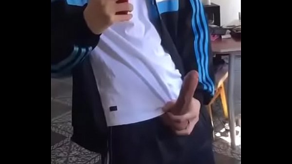 Argentino activo me envia su video marturbandose. Lima – Perú