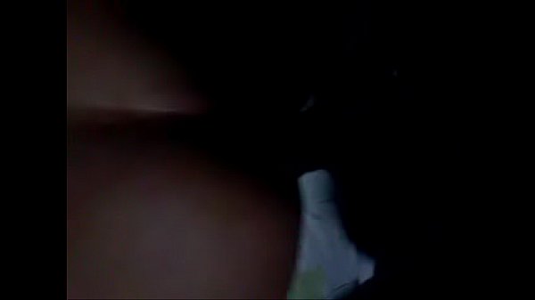 Nalgueando al pas varonil en su cama