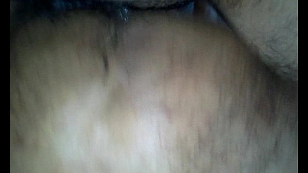 Rompiendo culo goloso en la sala